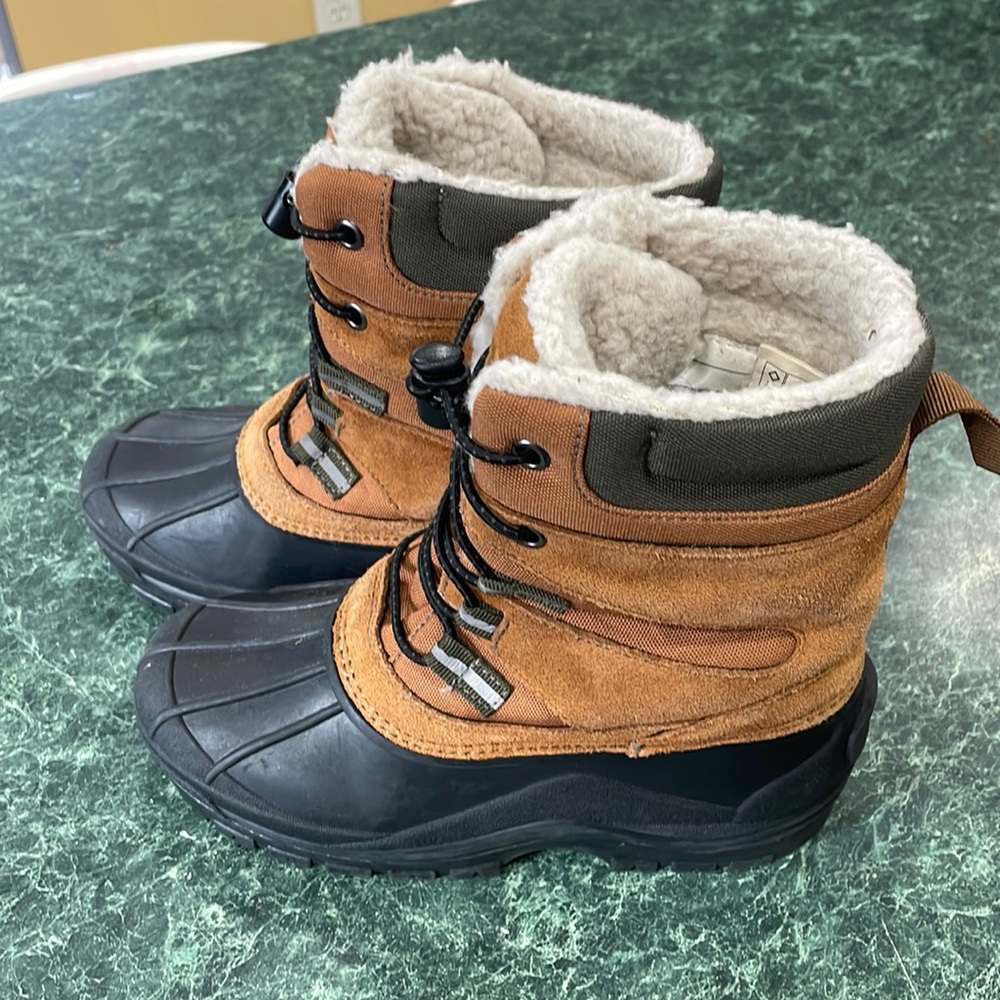 Lands’ End Youth Winter Boots
